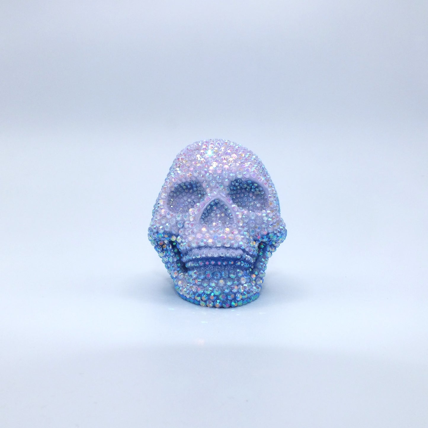 GRADIENT RHINESTONE SKULLS